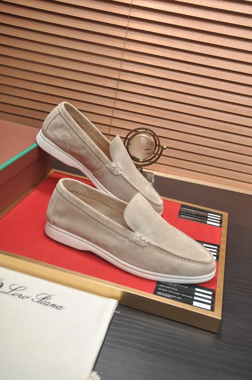 Men's shoes 💰400💶[𝐥𝐨𝐫𝐨 𝐏𝐢𝐚𝐧𝐚] [Couple model] High-end quality, affordable price, LP classic loafers, Italian treasure brand, the only brand that can match Hermès! Only after wearing it do we know that we can’t live up to our feet. Women’s code: 35-40 (customized sizes 34, 41, 42 are non-returnable) Men’s code: 38-44 (customized 45, 46, 47, 48 are non-refundable) Fabric: Customized imported cashmere Lining: Customized imported fetal cowhide Foot: Imported benzene-dyed calfskin Outsole: Exclusive original glass rubber outsole